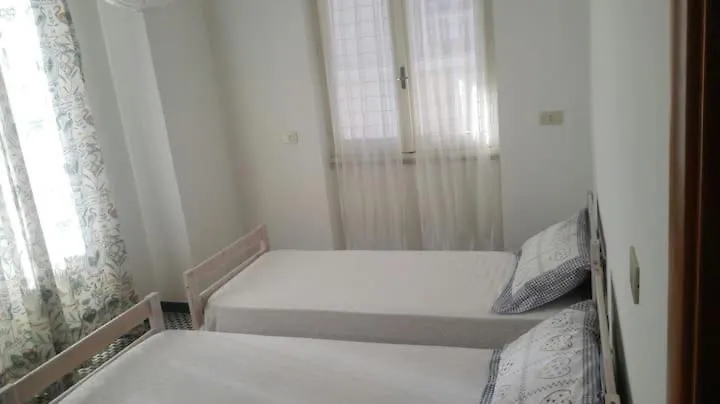 La Casa Di Ester Lavagna